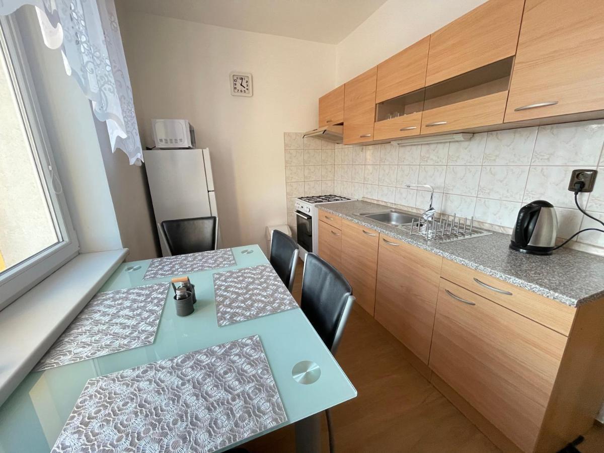 Apartman Jnj Velkomoravska Olmütz Exterior foto